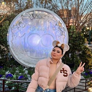 Meet your Posher, Gabriela